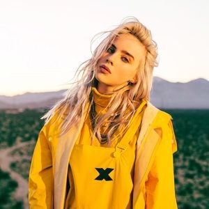 Meet your Posher, Denise